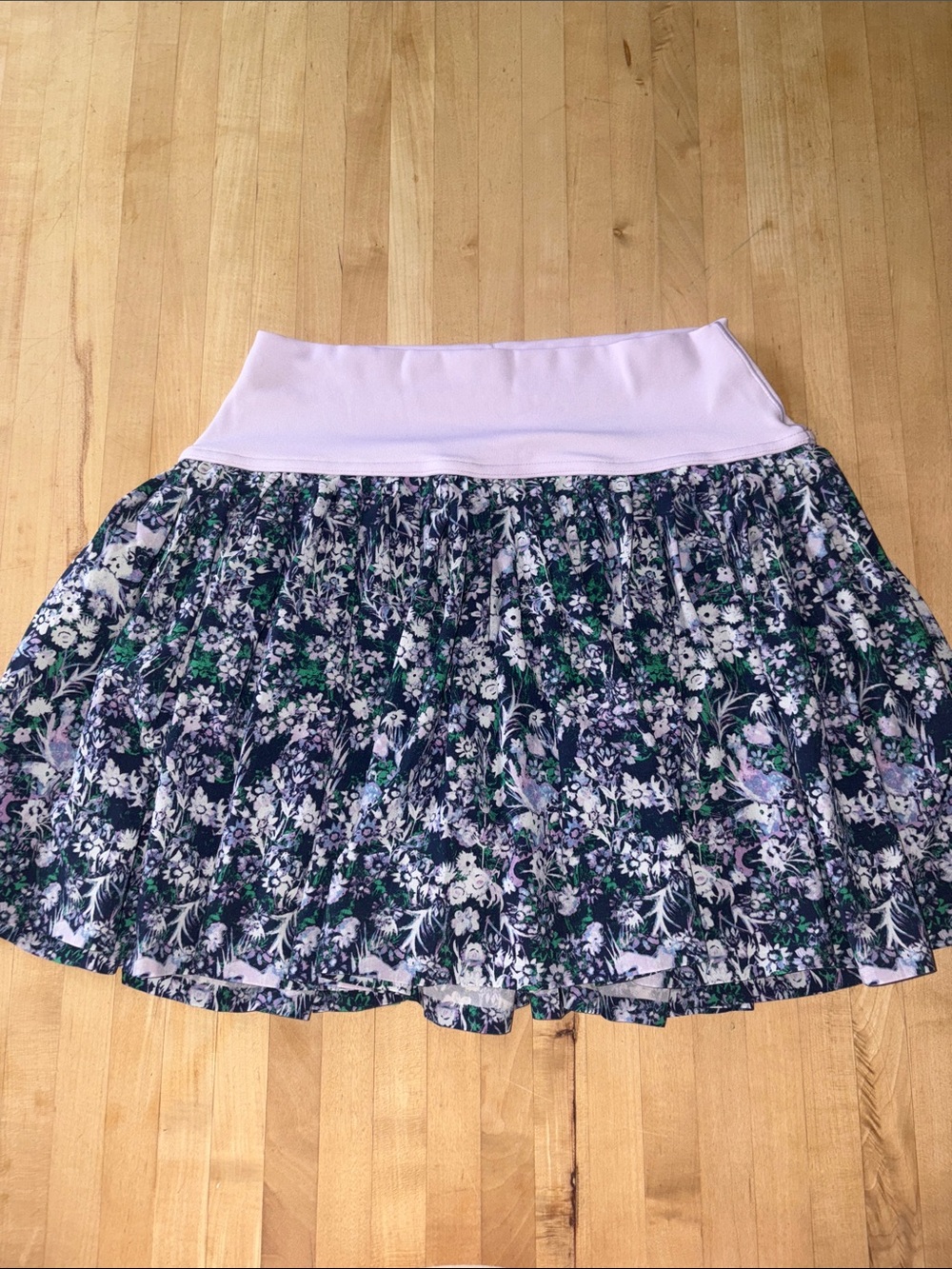 Aerie Offline Women's Size XS Purple Floral Pleated Skirt